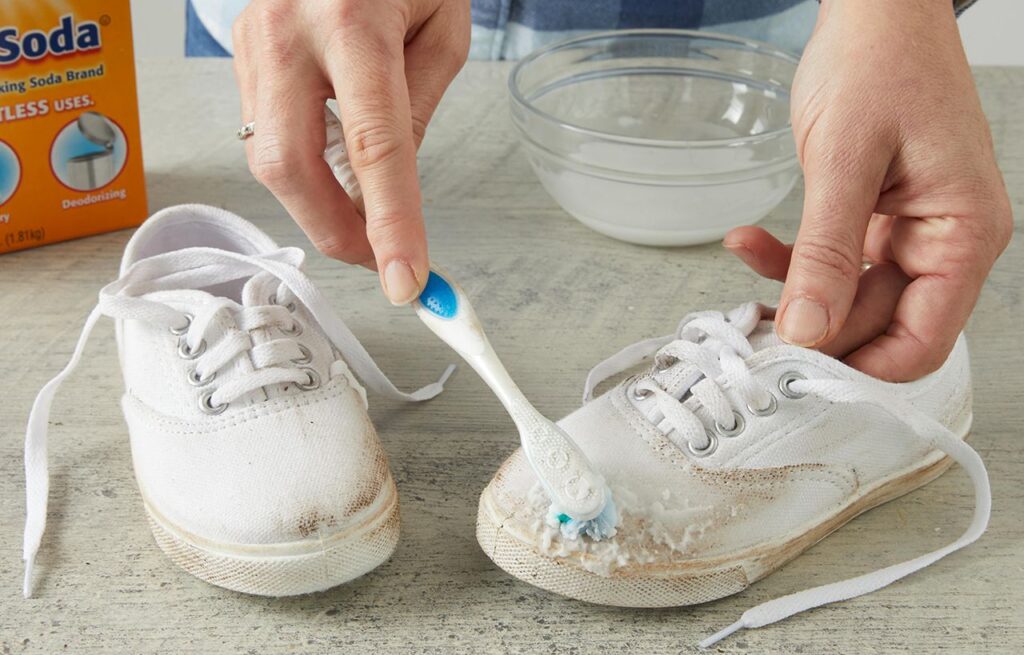 How to Clean Mesh Tennis Shoes